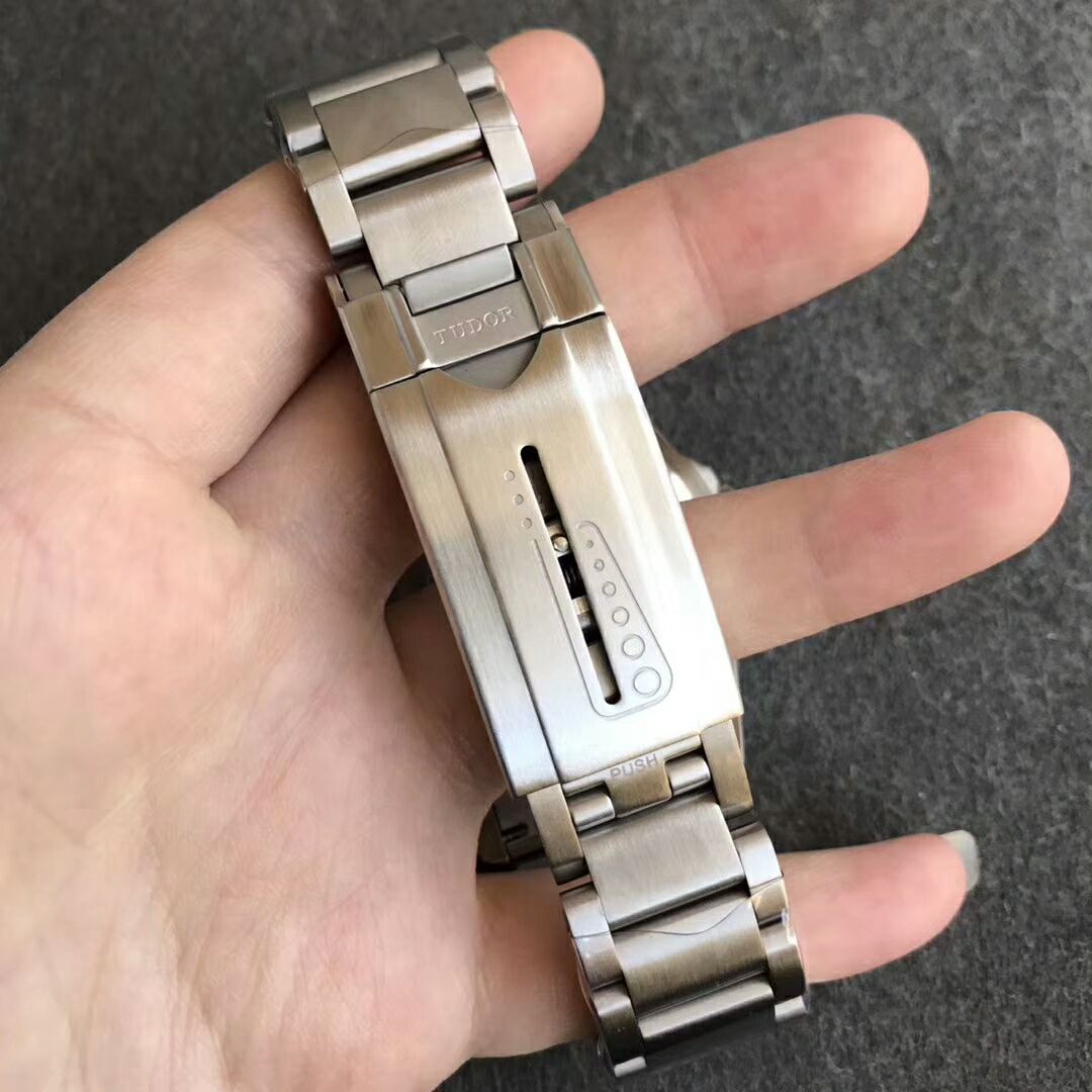 XF V3 Replica Tudor Pelagos Bracelet