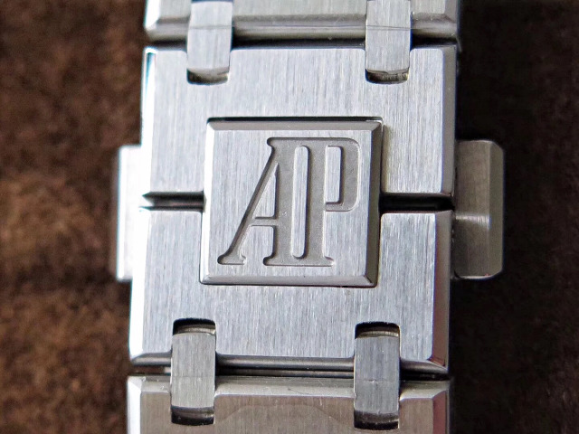 AP Logo on Buckle
