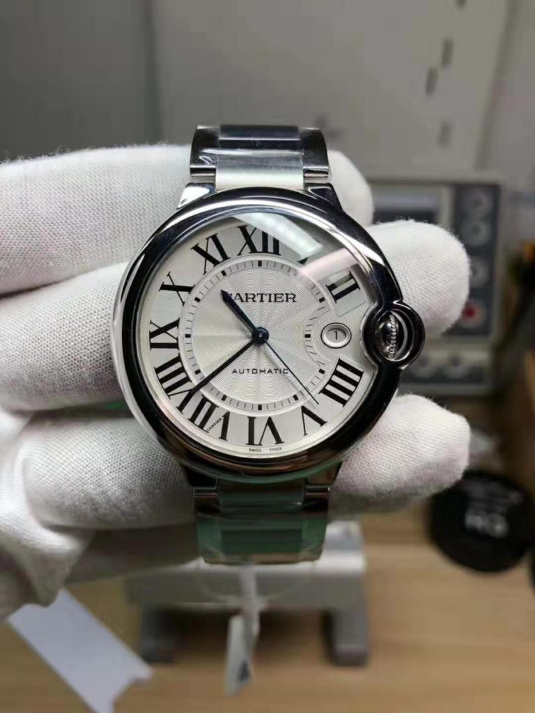 V6 Replica Cartier Ballon Bleu Steel Watch