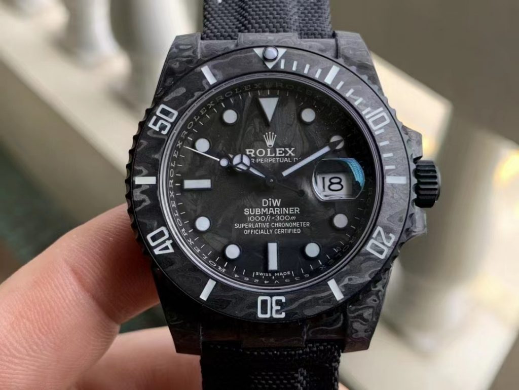 Replica Rolex Submariner Forged Carbon Black Dial
